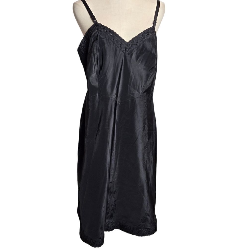 Barbizon Vintage Black Detailed Slip
